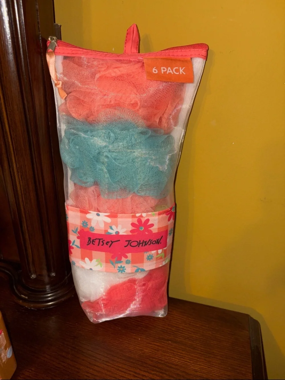 👙🆕👙Betsey Johnson Bath Sponge Set Multicolored & Hempz Sugar Cookie Moisturizer